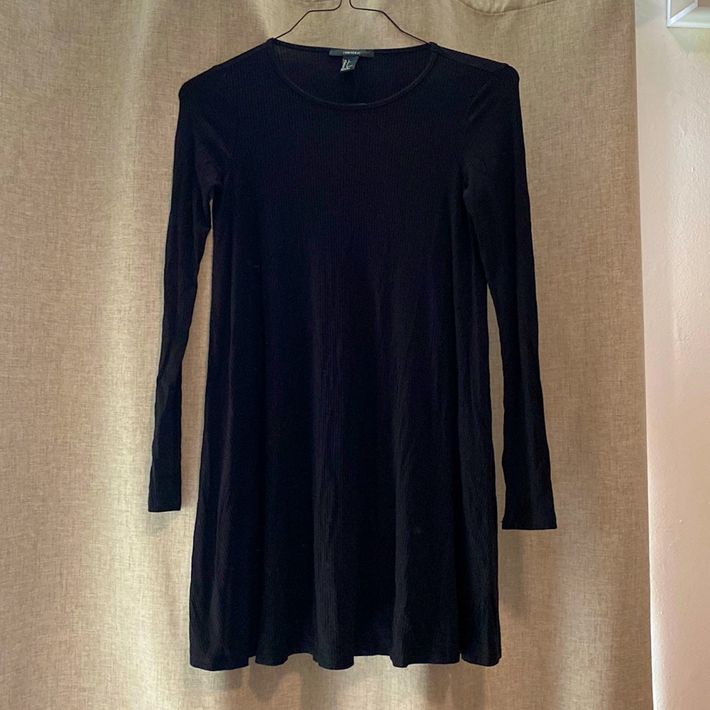 Forever 21, black dress, very stretchy, over the knee